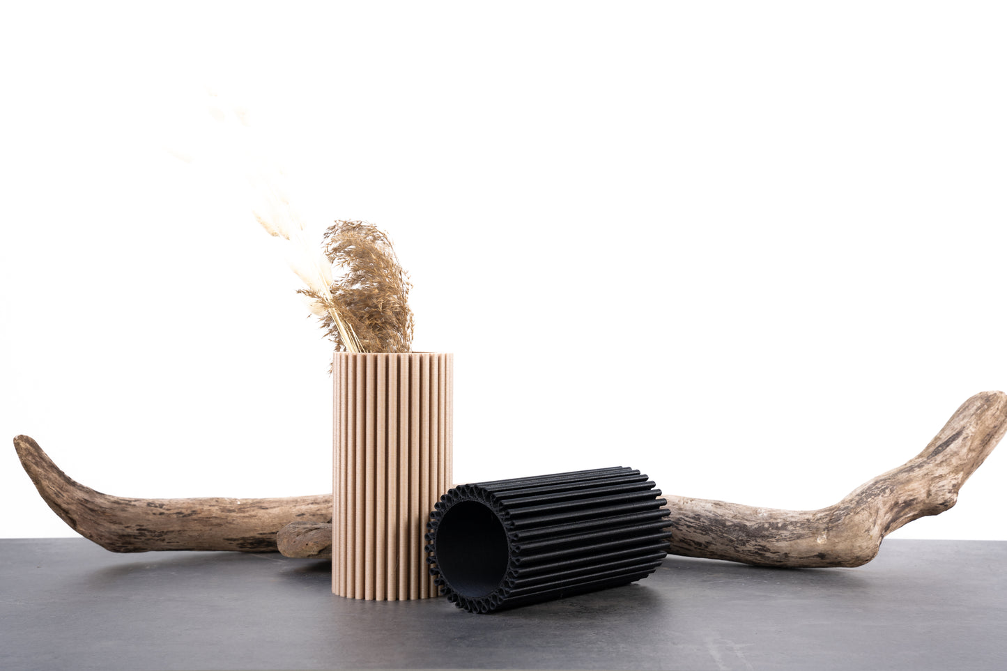 LONDON Black Vase